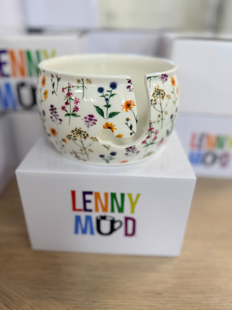 Lenny Mud - Yarn Bows