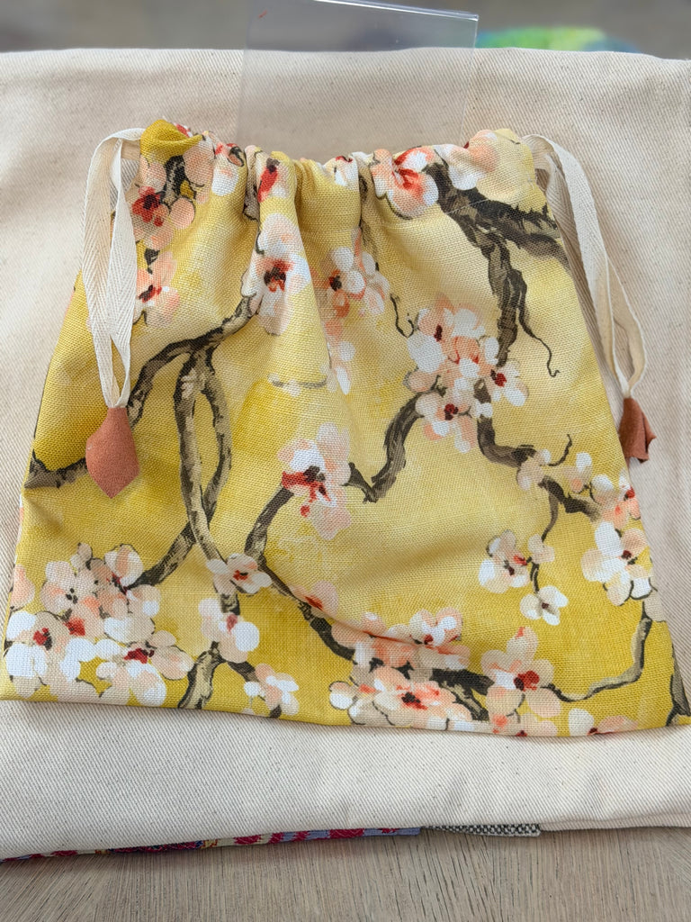 Atenti Drawstring Bag