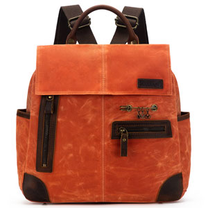 Della Q  - Midi Backpack
