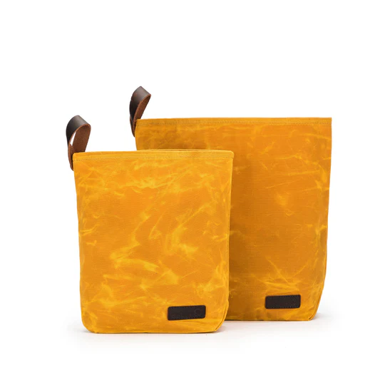 Della Q Canvas Knit Sacks