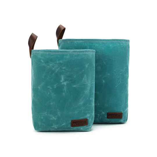 Della Q Canvas Knit Sacks