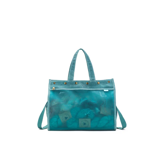 Della Q - Mesh Tote