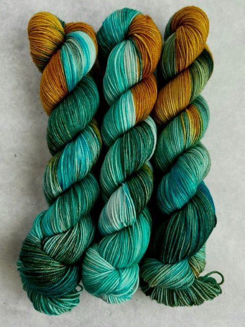 Riley Single Ply Worsted - The Sated SheepYarnDream in Color